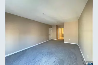 325 The Promenade 325 #325, Edgewater, NJ 07020 - Photo 16