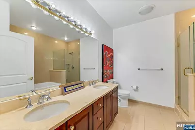 2107 Windsor Park Court 107 #107, Englewood, NJ 07631 - Photo 20