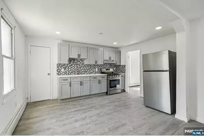 244 White, Englewood, NJ 07631 - Photo 2