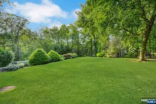 7 Charney Pl, Alpine, NJ 07620 - Photo 36