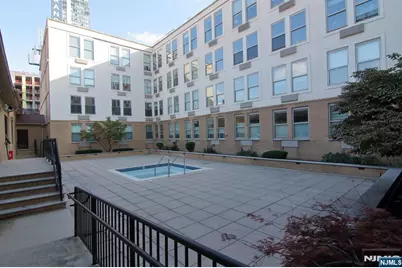 10 Regent Street 602 #602, Jersey City, NJ 07302 - Photo 14
