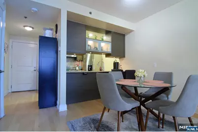 10 Regent Street 602 #602, Jersey City, NJ 07302 - Photo 4