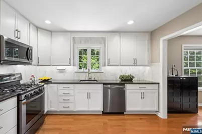 52 Henry Court, Mount Arlington, NJ 07856 - Photo 12