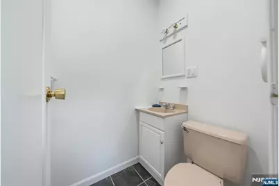 74 Davis Drive, Tenafly, NJ 07670 - Photo 18