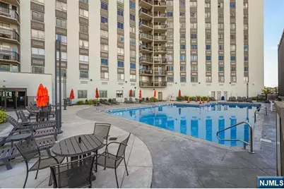 100 Manhattan Avenue 708 #708, Jersey City, NJ 07087 - Photo 18