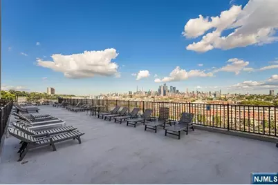 100 Manhattan Avenue 708 #708, Jersey City, NJ 07087 - Photo 22