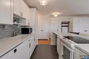 100 Manhattan Ave 708, Jersey City, NJ 07087 - Photo 4