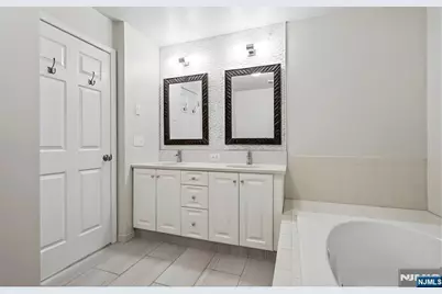 107 Brittany Court 281 #281, Clifton, NJ 07013 - Photo 18