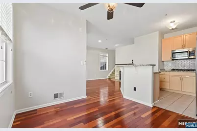 107 Brittany Court 281 #281, Clifton, NJ 07013 - Photo 8