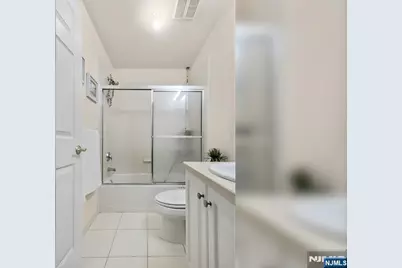 107 Brittany Court 281 #281, Clifton, NJ 07013 - Photo 16
