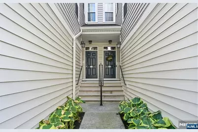 107 Brittany Court 281 #281, Clifton, NJ 07013 - Photo 2