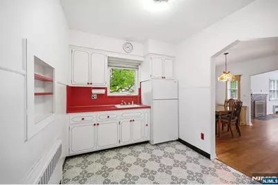 80 Highland Avenue, Emerson, NJ 07630 - Photo 8