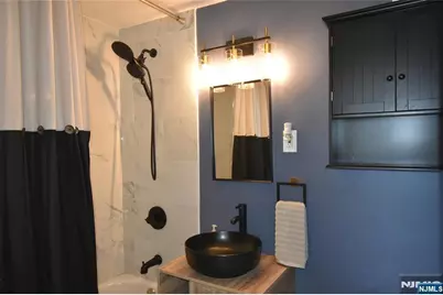 5 Roosevelt Place 5C #5C, Montclair, NJ 07042 - Photo 6