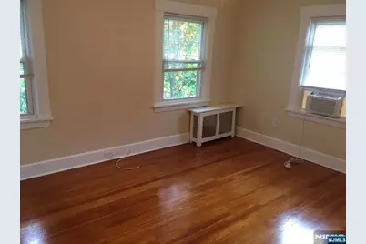 58 Buena Vista Avenue 2 #2, Hawthorne, NJ 07506 - Photo 2