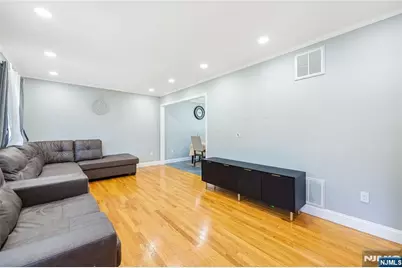 361 Walthery Avenue, Ridgewood, NJ 07450 - Photo 4