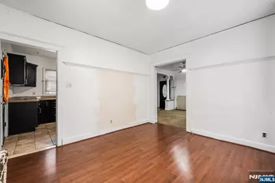 6 Enfield Avenue, Montclair, NJ 07042 - Photo 10