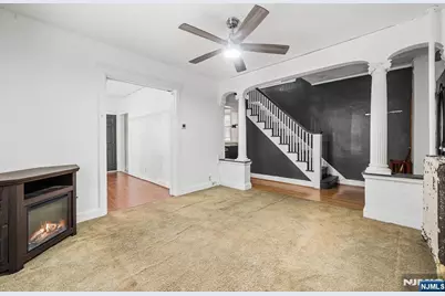 6 Enfield Avenue, Montclair, NJ 07042 - Photo 8