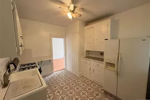 22 Roosevelt 2W, Dumont, NJ 07628 - Photo 2