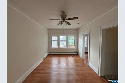 22 Roosevelt 2W #2W, Dumont, NJ 07628 - Photo 4