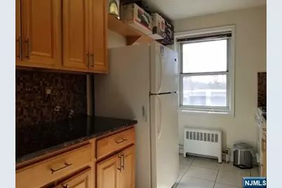 2320 Linwood 1B #1B, Fort Lee, NJ 07024 - Photo 4