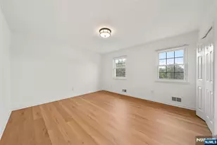 156 Parkview Dr 24, Teaneck Township, NJ 07666 - Photo 16