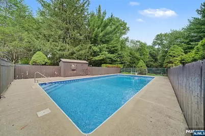 812 Mountain Avenue, Wyckoff Township, NJ 07481 - Photo 36