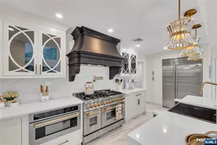 312 Old Tappan Rd, Old Tappan, NJ 07675 - Photo 12