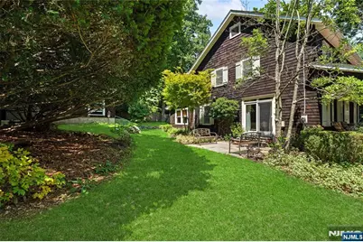 243 W Saddle River Road, Upper Saddle River, NJ 07458 - Photo 24