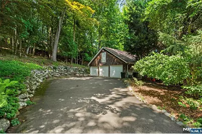 243 W Saddle River Road, Upper Saddle River, NJ 07458 - Photo 28