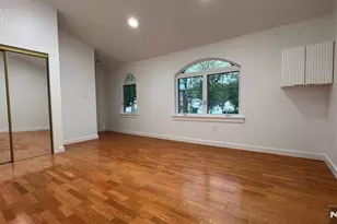 266 Hamilton Rd, Teaneck Township, NJ 07666 - Photo 8