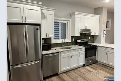 310 Hamilton Street, Harrison, NJ 07029 - Photo 4