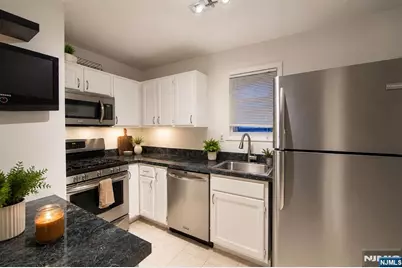 2 Cottage Place 4 #4, Morristown, NJ 07960 - Photo 4
