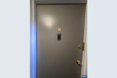 570 North Avenue C #C, Fort Lee, NJ 07024 - Photo 14