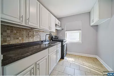 188 Hillside Avenue G2 #G2, Leonia, NJ 07605 - Photo 12