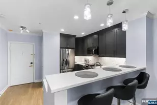 148 The Promenade, Edgewater, NJ 07020 - Photo 2