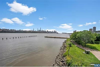 148 The Promenade, Edgewater, NJ 07020 - Photo 30