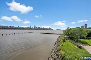 148 The Promenade, Edgewater, NJ 07020 - Photo 30
