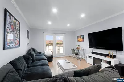 148 The Promenade, Edgewater, NJ 07020 - Photo 8