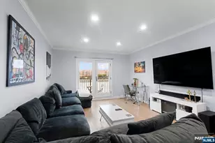 148 The Promenade, Edgewater, NJ 07020 - Photo 8