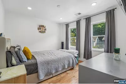 241 Brighton Avenue, East Orange, NJ 07017 - Photo 8
