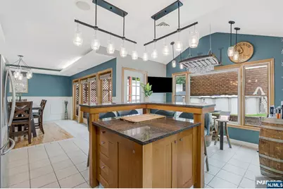 146 Bathurst Avenue, North Arlington, NJ 07031 - Photo 10