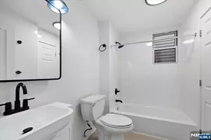 533 S Clinton St, East Orange, NJ 07018 - Photo 26