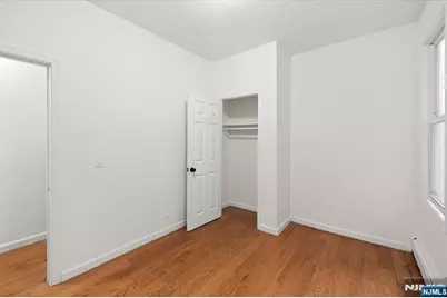 533 Clinton Street, East Orange, NJ 07018 - Photo 10