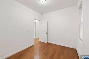 533 S Clinton St, East Orange, NJ 07018 - Photo 12