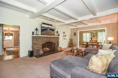 39 Circle Avenue, Wayne, NJ 07470 - Photo 1