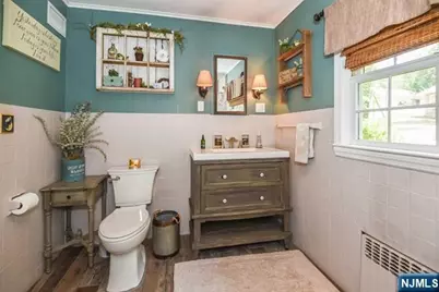 39 Circle Avenue, Wayne, NJ 07470 - Photo 22