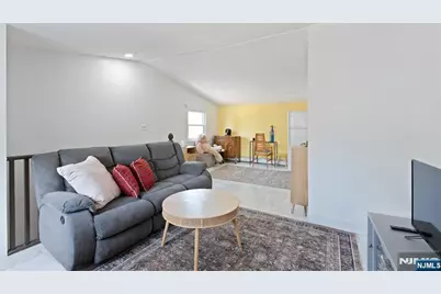 449 Taft Avenue 2 #2, Woodland Park, NJ 07424 - Photo 2