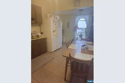 785 Highland Avenue, Newark, NJ 07104 - Photo 4