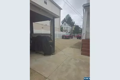 785 Highland Avenue, Newark, NJ 07104 - Photo 14
