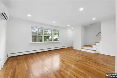 81 Cortland Place, Tenafly, NJ 07670 - Photo 2